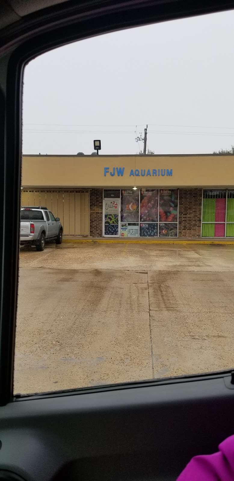 FJW AQUARIUM | 3839 Mangum Rd, Houston, TX 77092, USA | Phone: (281) 948-8803