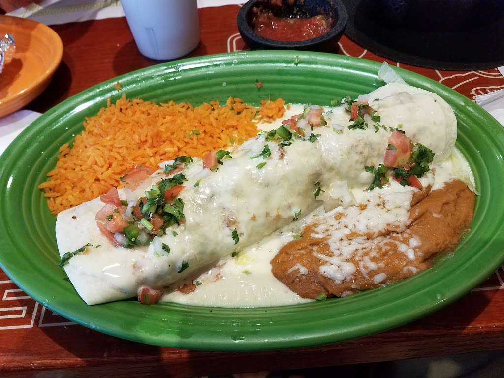 Mi Pueblo | 7556 Ritchie Hwy, Glen Burnie, MD 21061 | Phone: (410) 590-1616