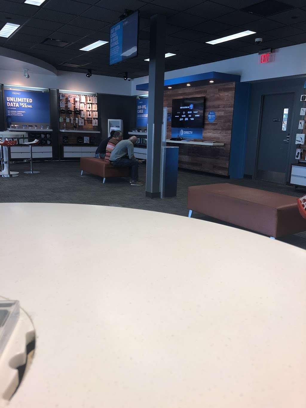 AT&T Store | 6155 N Keystone Ave, Indianapolis, IN 46220, USA | Phone: (317) 259-7842