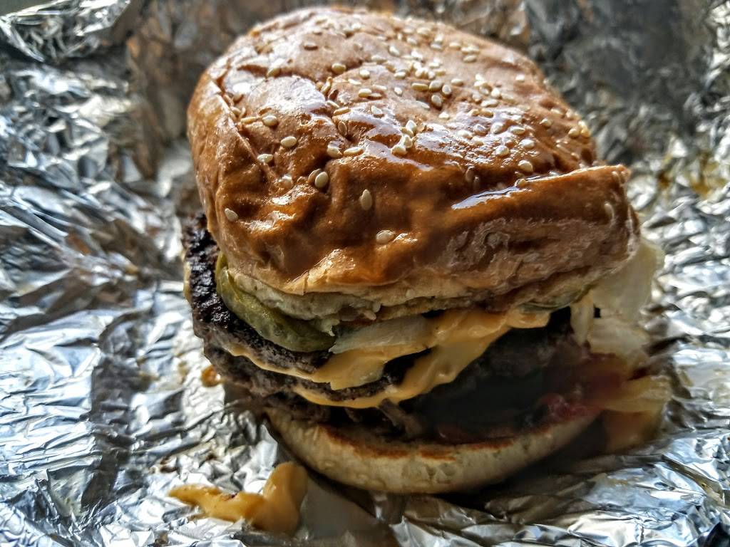 Five Guys | 1840 Herndon Ave Bldg B, Ste 105, Clovis, CA 93611, USA | Phone: (559) 321-2002