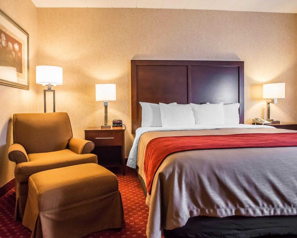 Comfort Inn Pocono Lakes Region | 117 Twin Rocks Road I-84 exit 17, Lake Ariel, PA 18436, USA | Phone: (570) 689-4148