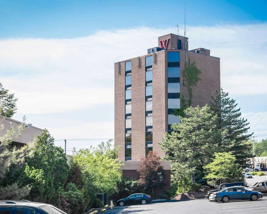 The Woodlands Inn, an Ascend Hotel Collection Member | 1073 PA-315, Wilkes-Barre, PA 18702 | Phone: (570) 824-9831