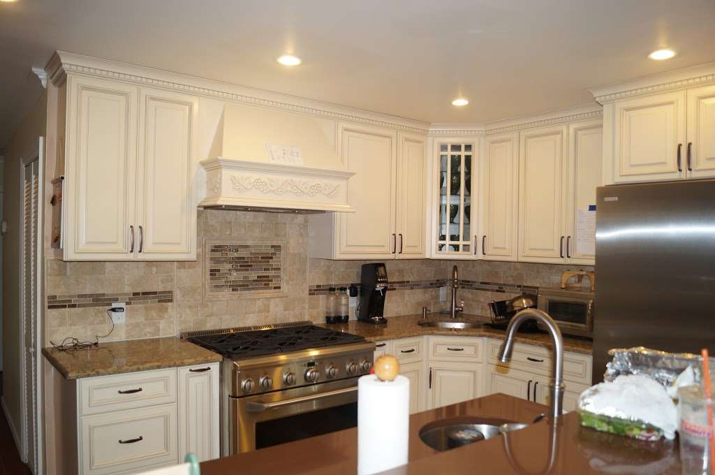 Customers Kitchen & Bath | 252-02 Rockaway Blvd, Rosedale, NY 11422 | Phone: (718) 276-3111