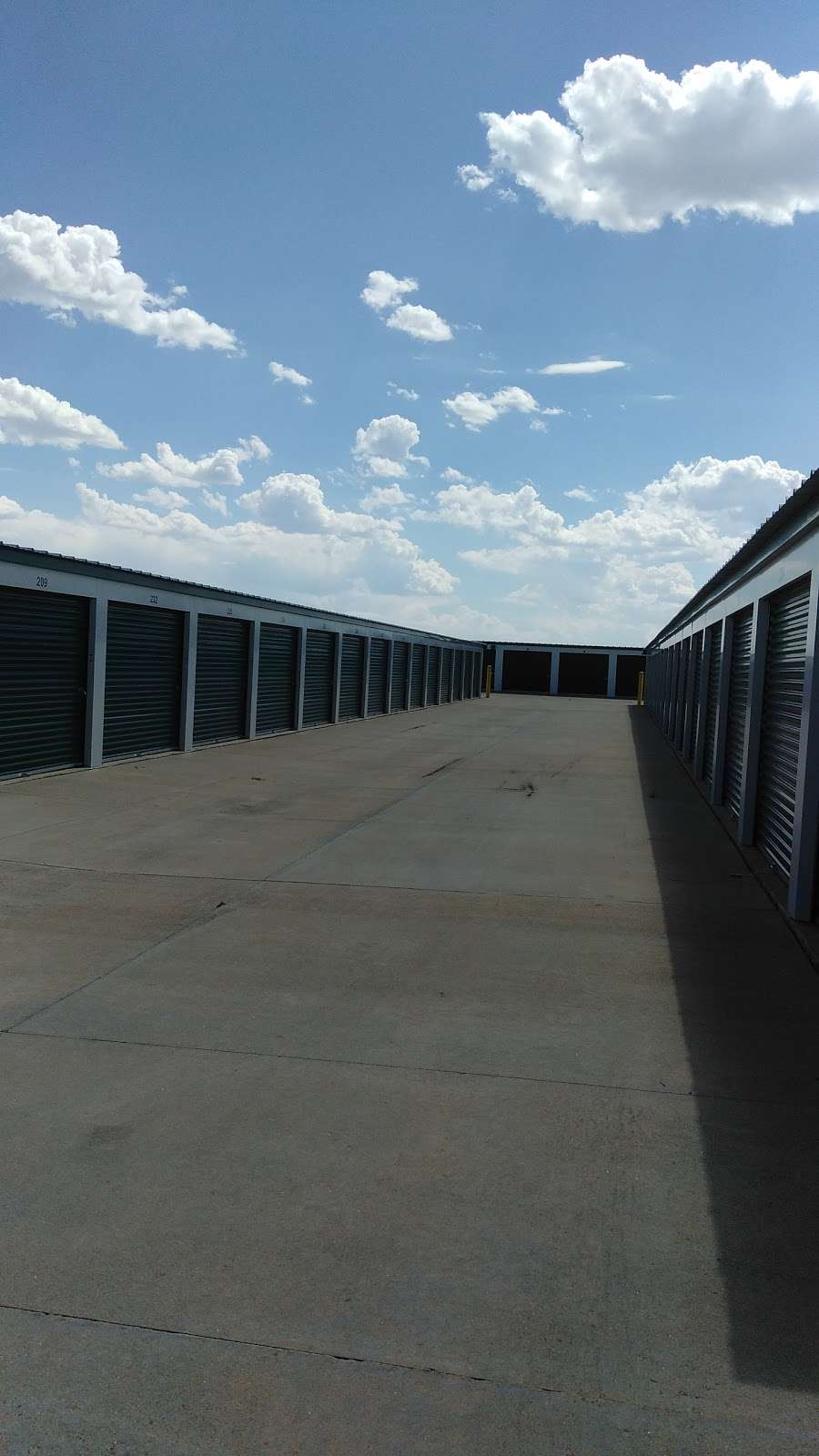 M M Self Storage | 1401 County Road 153, Strasburg, CO 80136, USA | Phone: (303) 622-4142