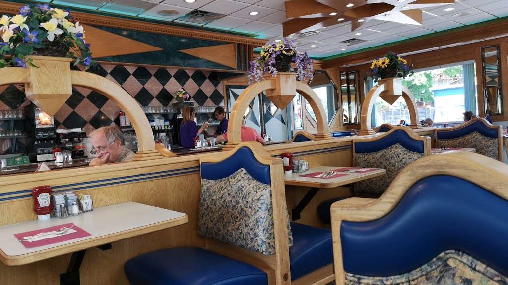 Phoenix Diner | 200 White Horse Pike, Absecon, NJ 08201, USA | Phone: (609) 646-1958