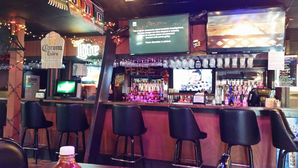 Fish Place | 925 Texas Ave, La Marque, TX 77568, USA | Phone: (409) 933-3000 Fish Place | 925 Texas Ave, La Marque, TX 77568, USA | Phone: (409) 933-3000