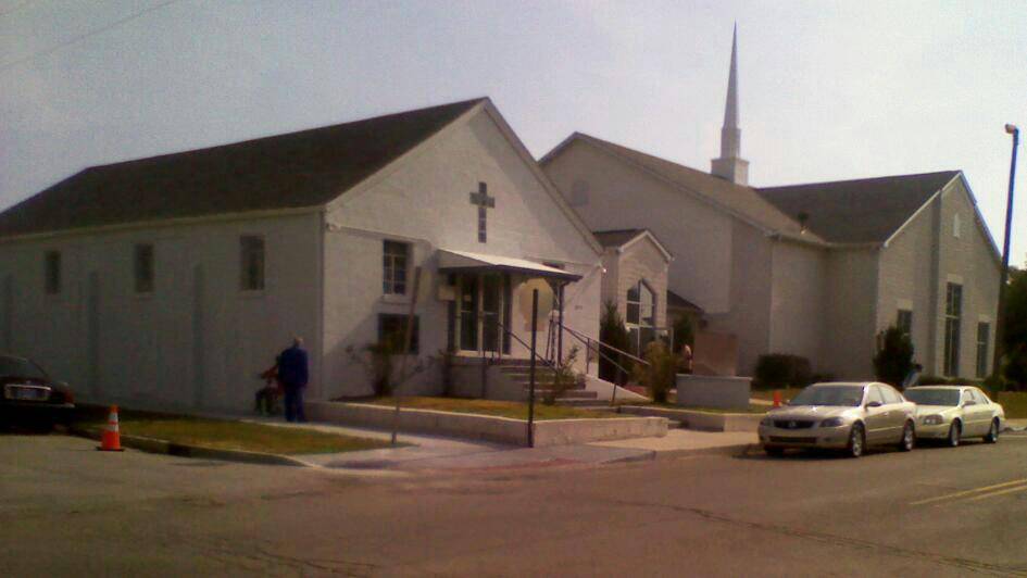 Puritan Missionary Baptist Church | 872 W 27th St, Indianapolis, IN 46208, USA | Phone: (317) 923-1239