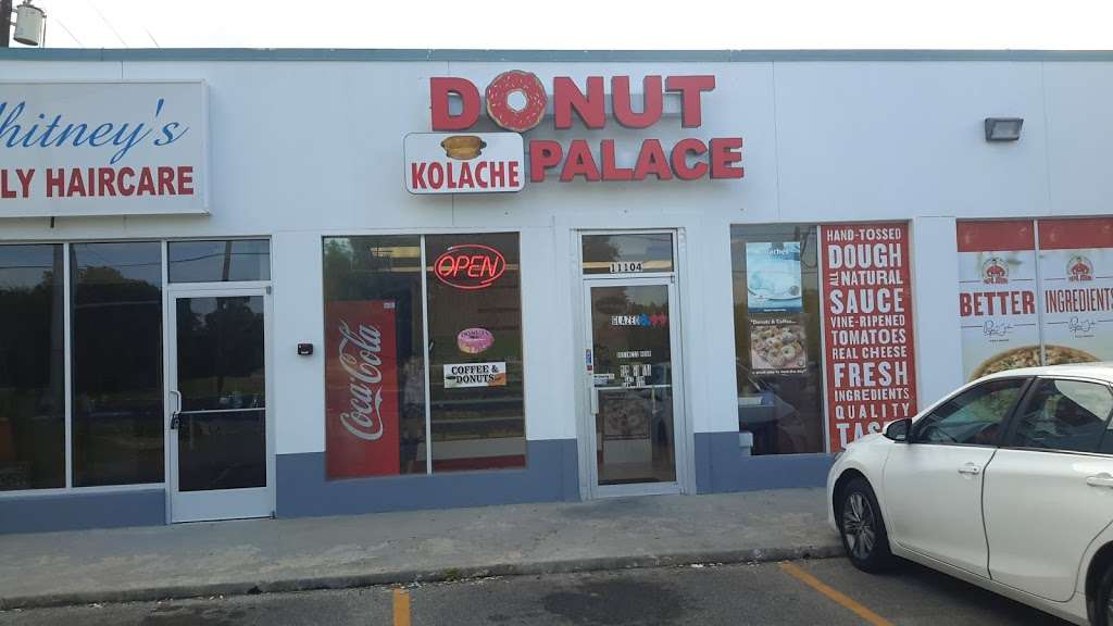 Donut & Kolache Palace | 11106 Toepperwein Rd, San Antonio, TX 78233, USA | Phone: (210) 314-8695