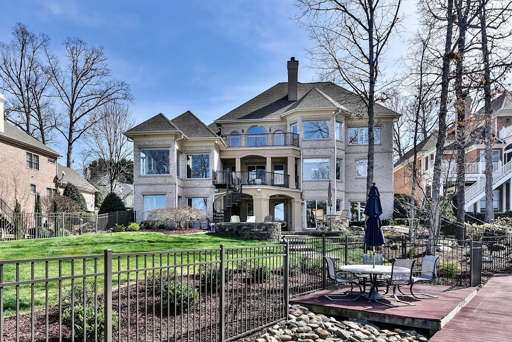 Marzia Mazzotti - Lake Norman Real Estate Expert | -A, 19701 W Catawba Ave, Cornelius, NC 28031, USA | Phone: (704) 497-6599