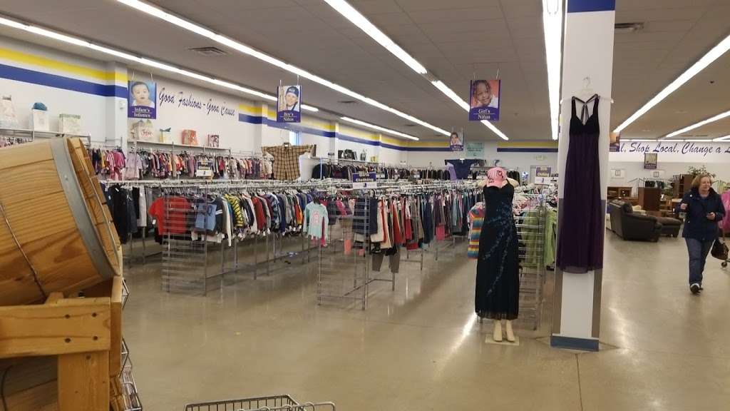 Goodwill Store | 2230 W 93rd Ave, Merrillville, IN 46410 | Phone: (219) 738-2576