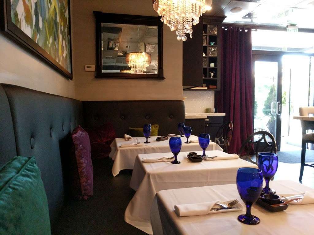 The Voya Restaurant | 1390 Pear Ave Suite B, Mountain View, CA 94043 | Phone: (650) 826-3109