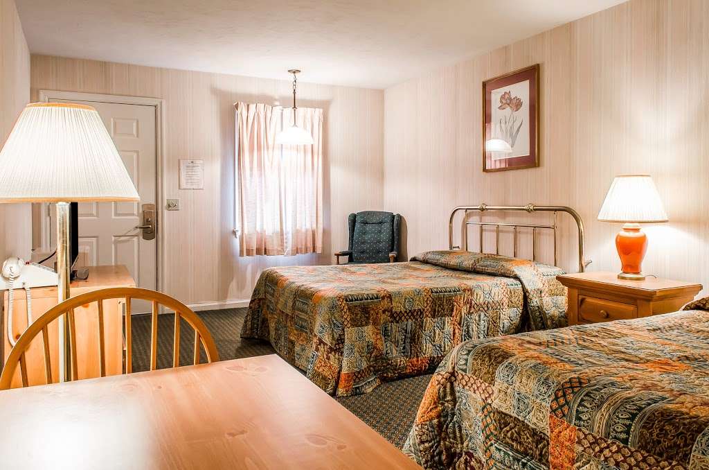 Rodeway Inn | 116 S 7th St, Akron, PA 17501 | Phone: (717) 859-1654