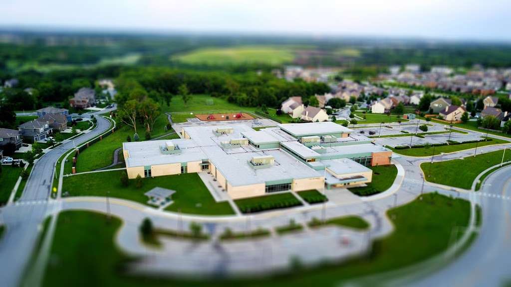 Forest View Elementary School | 12567 S Canyon Dr, Olathe, KS 66061, USA | Phone: (913) 780-7440