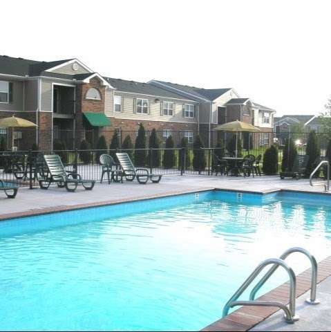 Hoosier Woods Apartments | 3833 Hoosier Woods Ct, Anderson, IN 46013, USA | Phone: (765) 642-4242