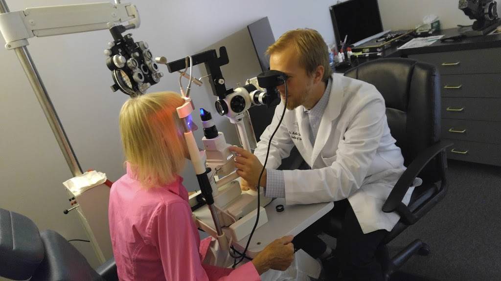 Dr. Martin Bucharowski - Eye Doctor - Okulista - Optyk | Photo 1 of 3 | Address: 3551, 160 Lanza Ave Suite 7, Garfield, NJ 07026, USA | Phone: (973) 594-6599