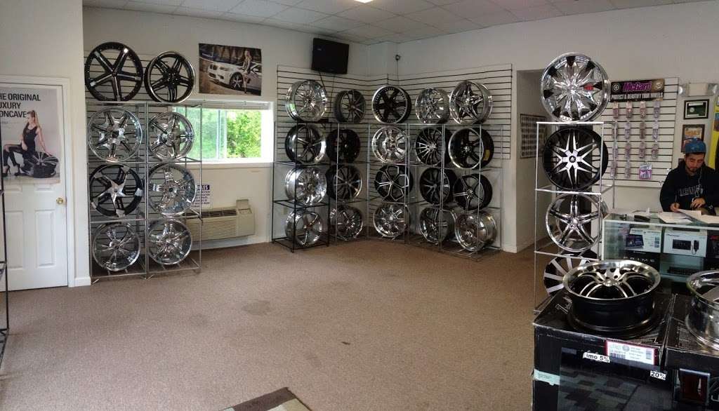 New England Rims & Tires | 484 Bedford St, East Bridgewater, MA 02333, USA | Phone: (508) 378-3269