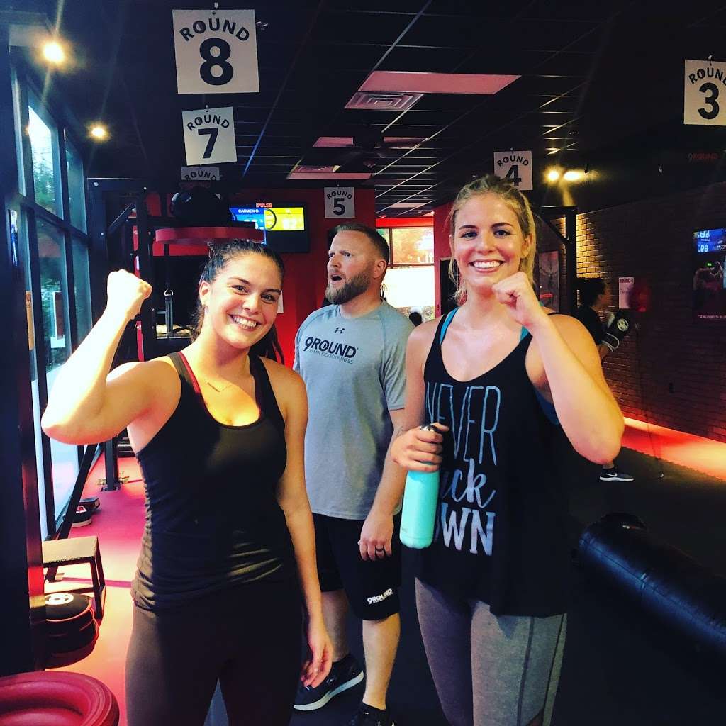 9Round Burlington- 30 Min total body kickboxing | 157 Bedford St, Burlington, MA 01803, USA | Phone: (781) 270-5050