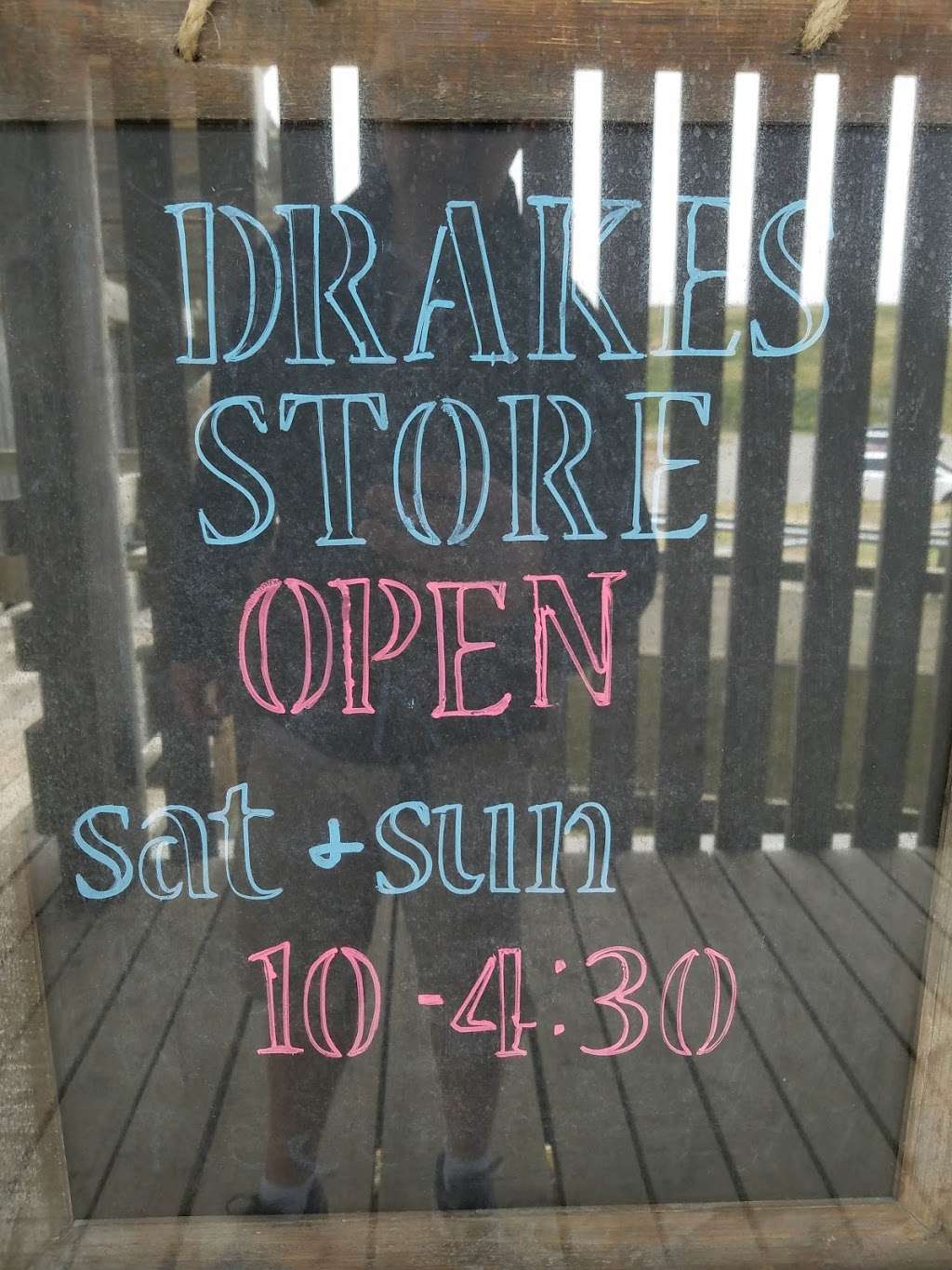 Drakes Beach Bookstore @ Point Reyes National Seashore | Drakes, 1 Drakes Beach Rd, Inverness, CA 94937, USA | Phone: (415) 669-1210