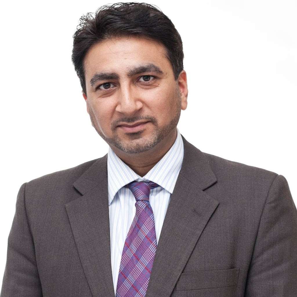 Tahir Ashraf Commercial Barristers Advising Business Solicitors  | Longley House, International Drive, Crawley RH10 6AQ, UK | Phone: 020 7406 1455