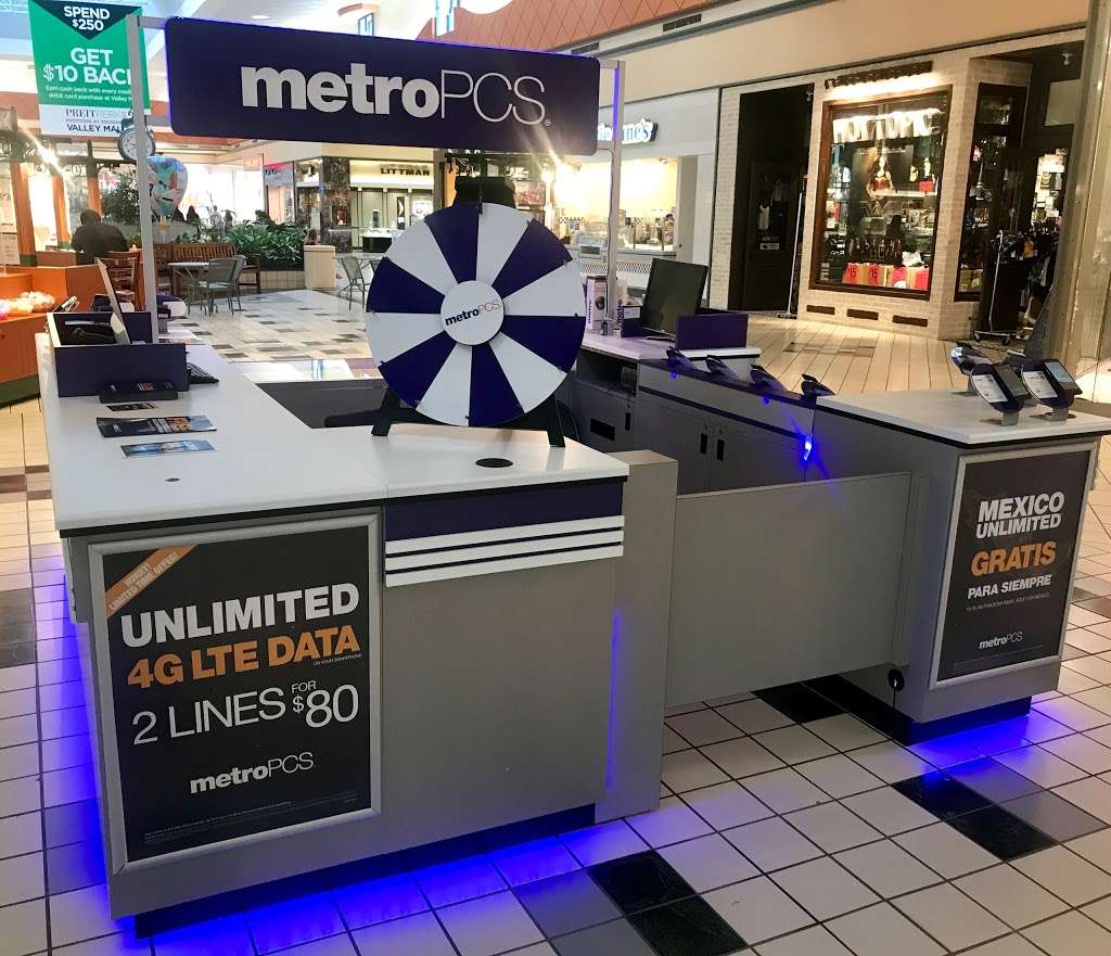 Metro by T-Mobile | 17301 Valley Mall Rd Spc Sl220, Hagerstown, MD 21740, USA | Phone: (301) 383-4045