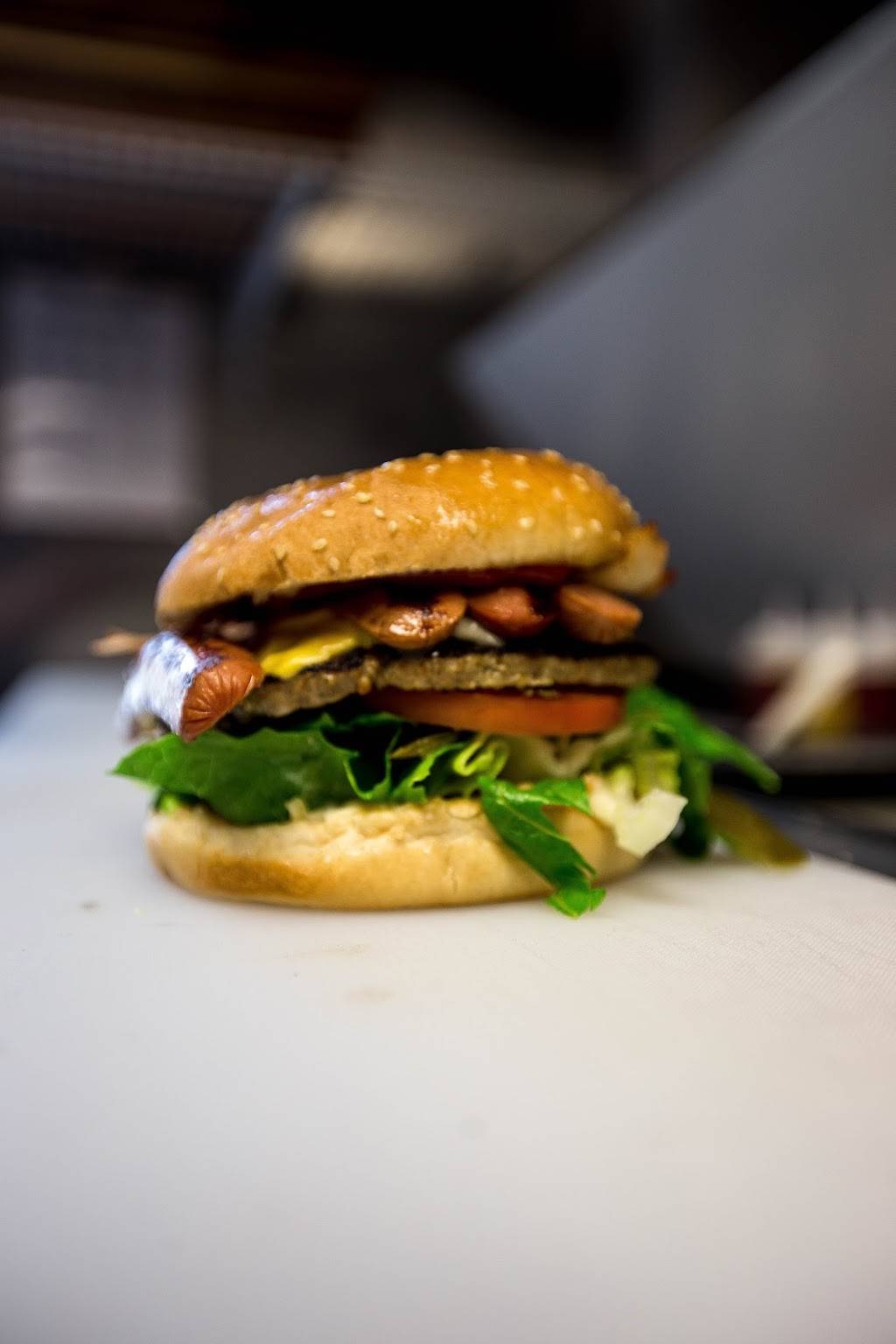 Hamburguesa | 403 Hackensack St, Carlstadt, NJ 07072, USA | Phone: (201) 580-0222