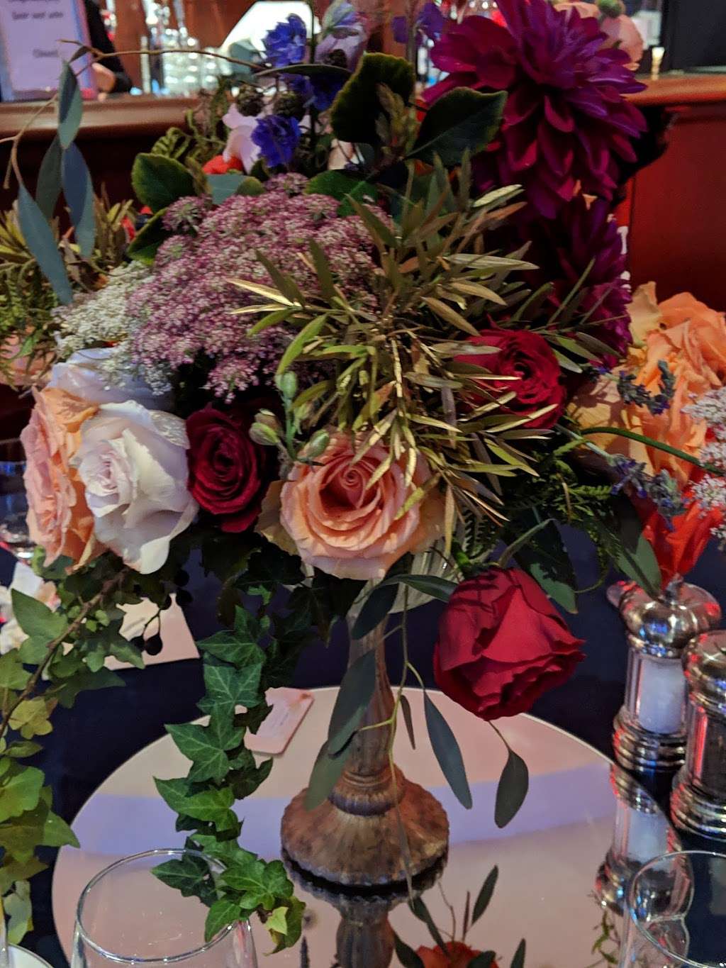 Floral Design By Roni | 2363 Eastman Ave # 2, Ventura, CA 93003, USA | Phone: (805) 339-0226