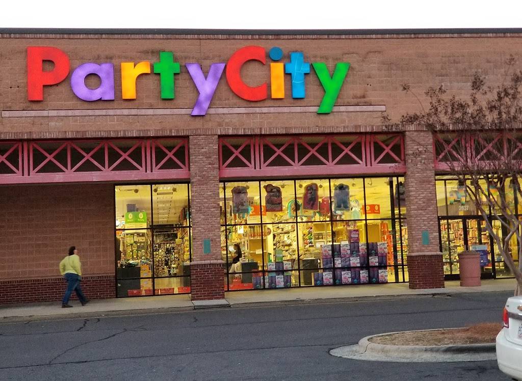 Party City | 2637 Lawndale Dr, Greensboro, NC 27408, USA | Phone: (336) 286-9977