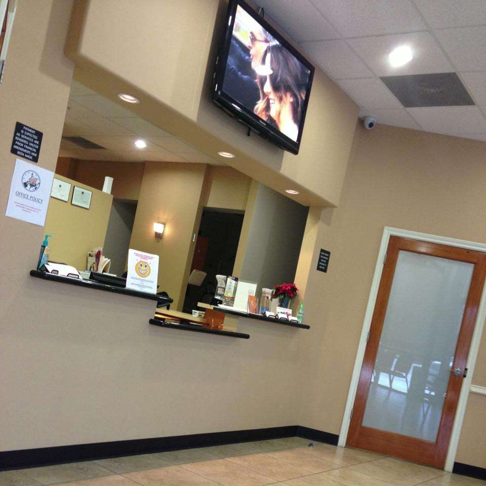 Locht Dentistry | 4400 North Fwy F350, Houston, TX 77022 | Phone: (713) 695-3555