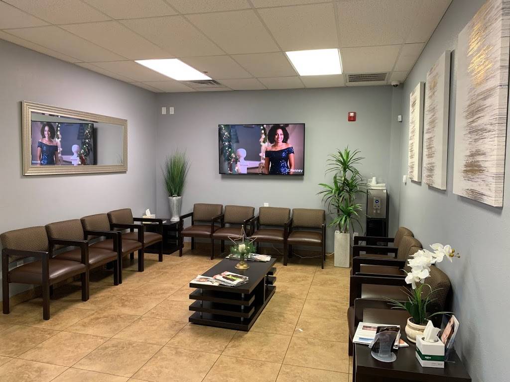 Discover Smiles Dental | 2900 E Desert Inn Rd, Las Vegas, NV 89121, USA | Phone: (702) 750-0933