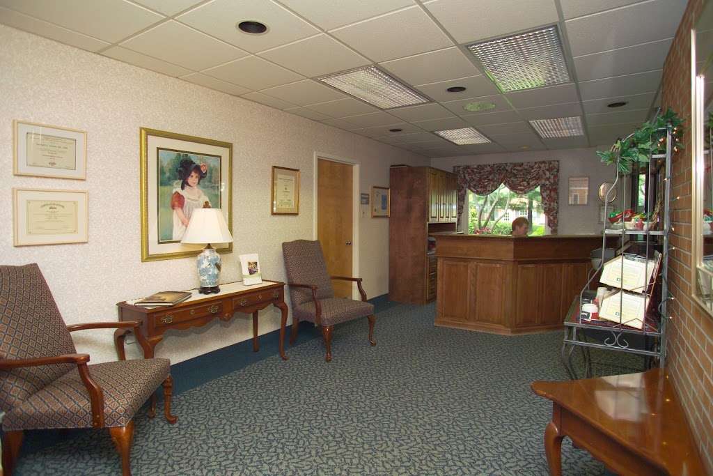 Hickory House Nursing Home | 3120 Horseshoe Pike, Honey Brook, PA 19344, USA | Phone: (610) 273-2915