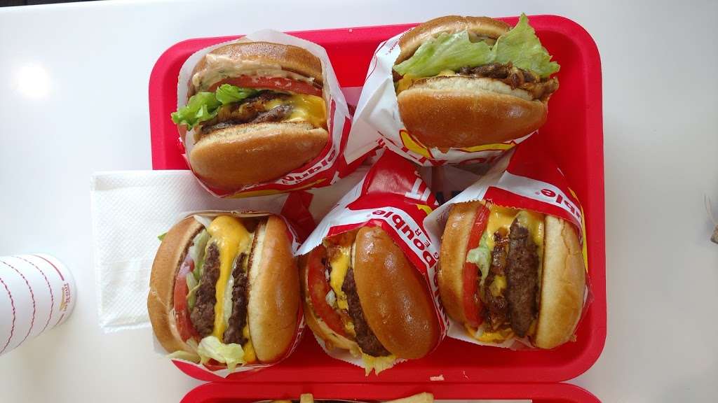 In-N-Out Burger | 10040 W Sahara Ave, Las Vegas, NV 89117 | Phone: (800) 786-1000