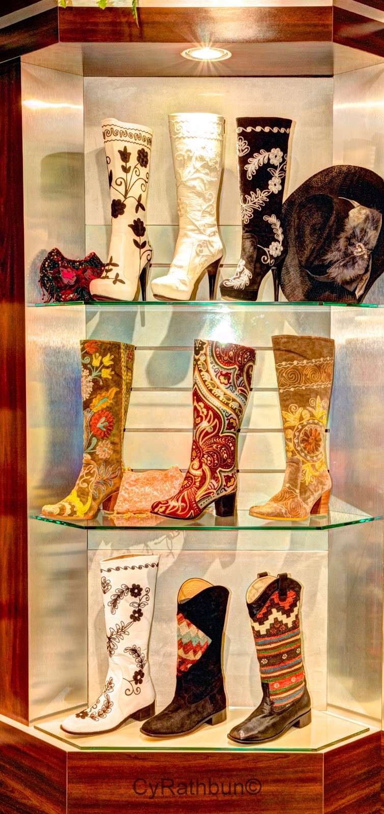 Elias Shoes | 25125 Madison Ave Suite 107, Murrieta, CA 92562 | Phone: (951) 600-8276