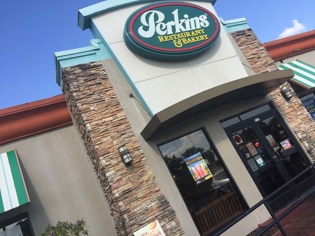 Perkins Restaurant & Bakery | 6005 Cypress Gardens Blvd, Winter Haven, FL 33884, USA