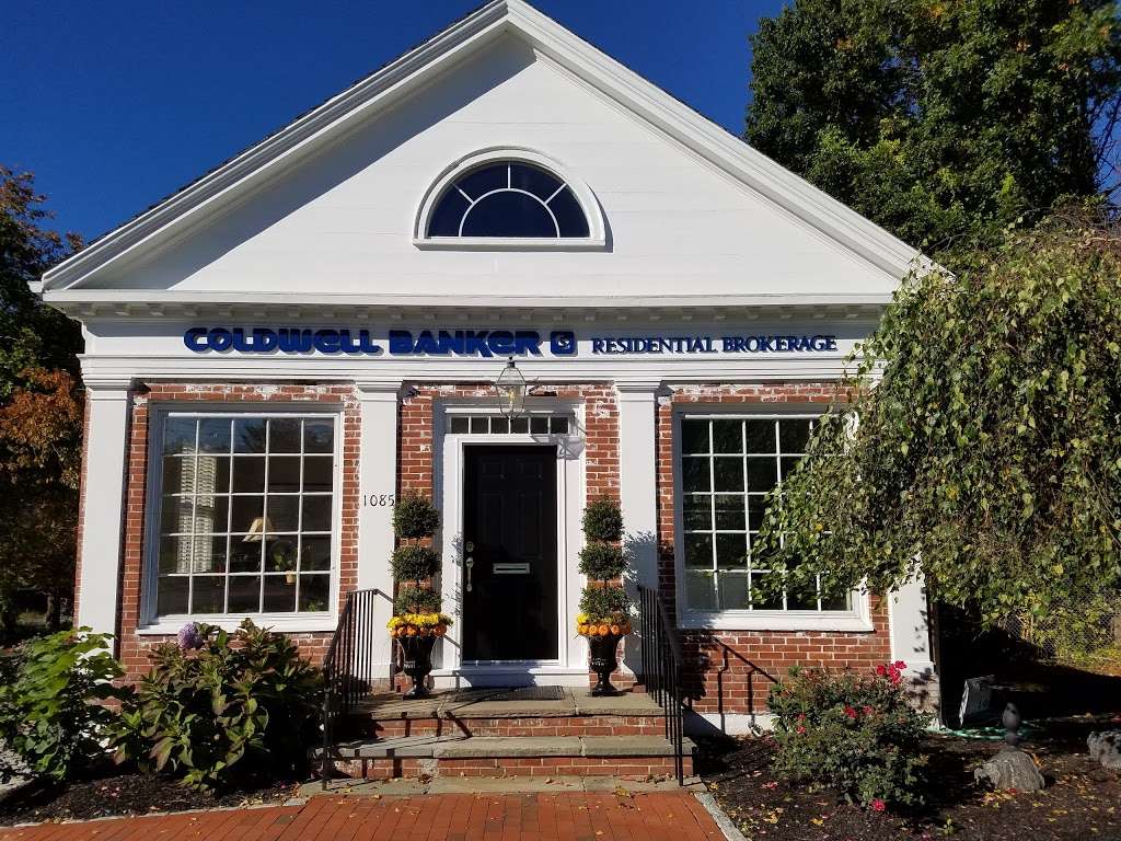 Coldwell Banker Residential Brokerage | 1085 Summer St, Lynnfield, MA 01940, USA | Phone: (781) 334-5700