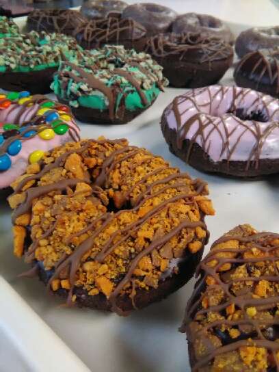 Donuts To Go | 502 N Spring Garden Ave, DeLand, FL 32720, USA | Phone: (386) 469-9051