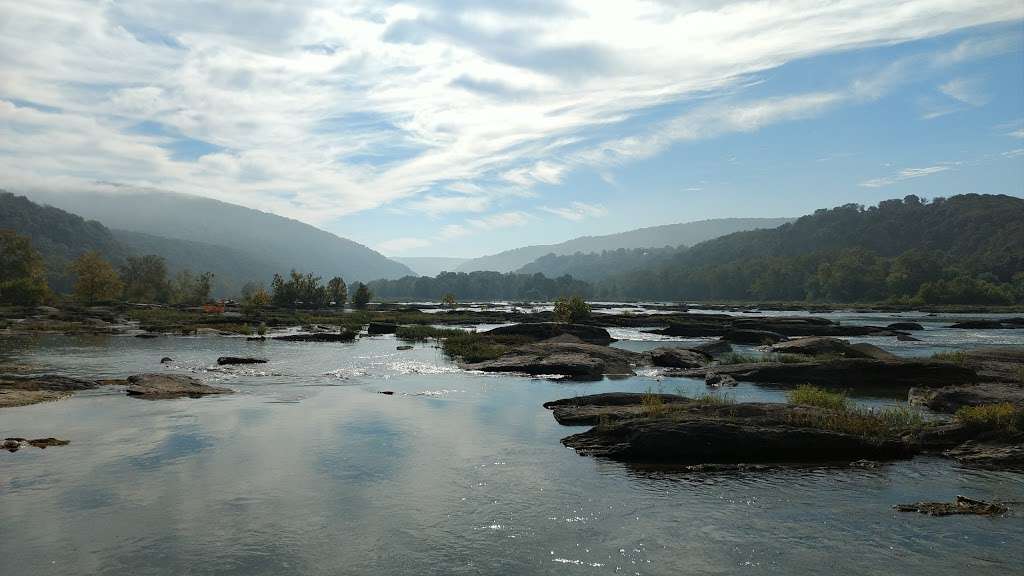 Dam 3 Ruins | Potomac River, Tall Timbers, MD 20690, USA