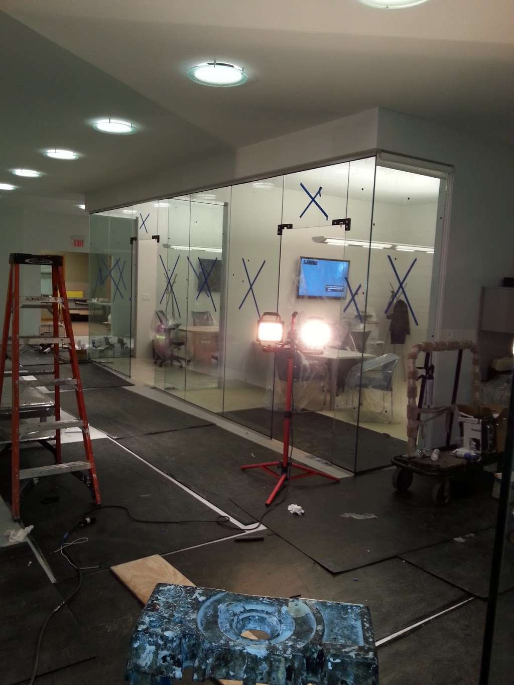 Contract Glass Service, Inc. | 44 Dunham Rd, Billerica, MA 01821, USA | Phone: (978) 988-1144