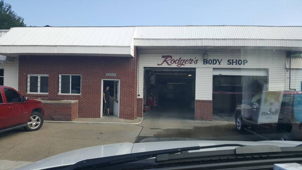 Rodgers Body Shop | 5505 Greenwood Rd, Pleasure Ridge Park, KY 40258, USA | Phone: (502) 933-1475