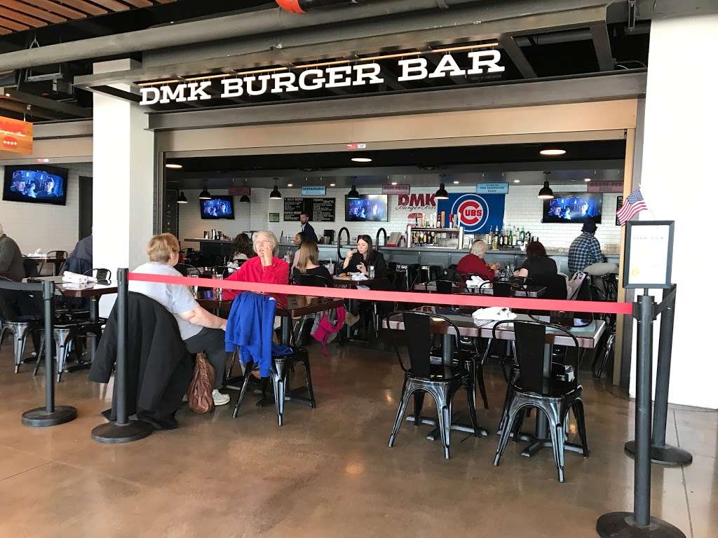 DMK Burger Bar | 600 E Grand Ave, Chicago, IL 60611, USA | Phone: (312) 624-8017