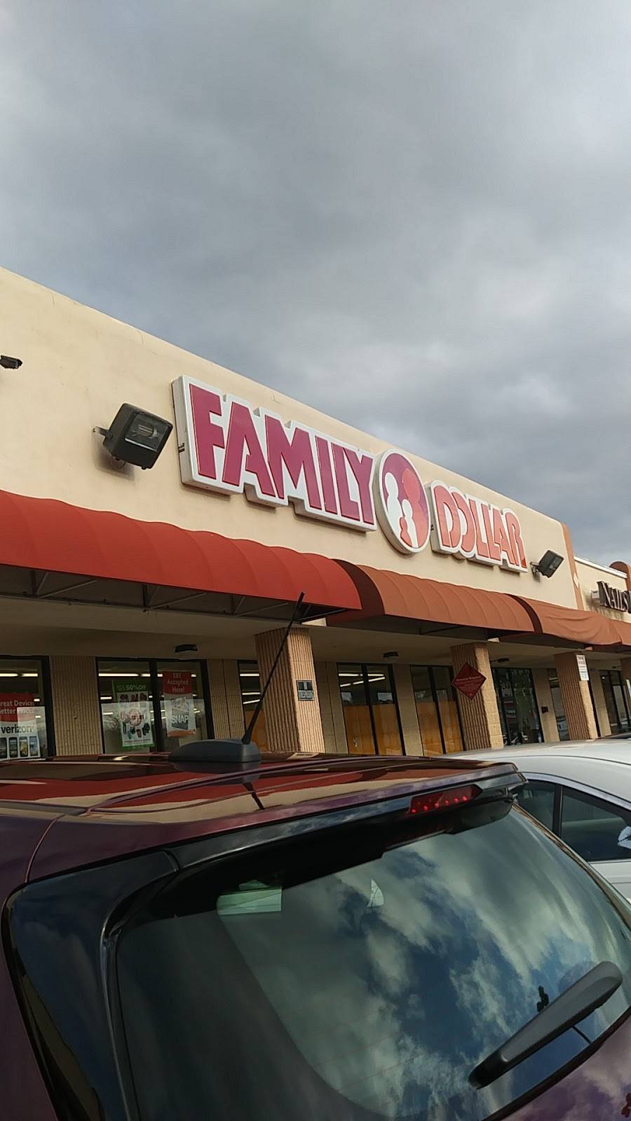 Family Dollar | 5430 N Tryon St, Charlotte, NC 28213, USA | Phone: (980) 264-5927