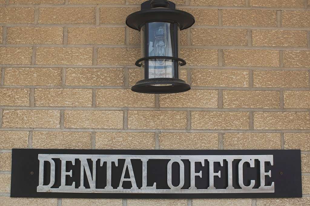 Otipoby Sandi DDS | 240 W 4th Ave, Garnett, KS 66032, USA | Phone: (785) 448-2487