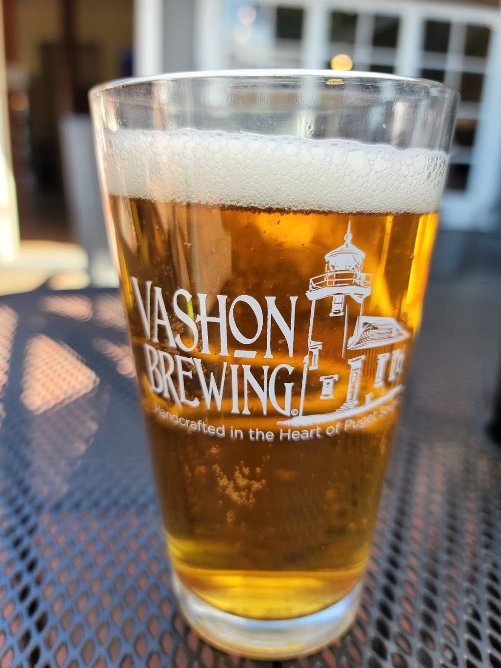 Vashon Brewing - Community Pub | 17205 Vashon Hwy SW, Vashon, WA 98070, USA | Phone: (206) 408-7542