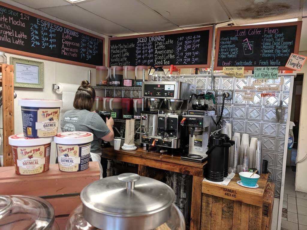 The Coffee Cubby | 390 Old River Rd, Manville, RI 02838, USA | Phone: (401) 663-1583