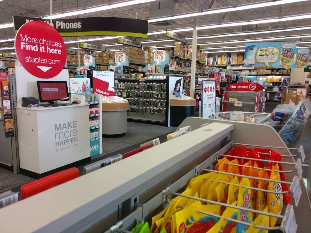 Staples | 23710 El Toro Rd, Lake Forest, CA 92630, USA | Phone: (949) 707-0193