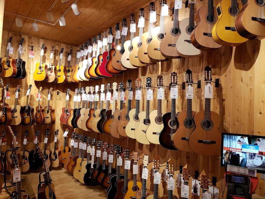 Guitar Center | 5025 Okeechobee Blvd, West Palm Beach, FL 33417, USA | Phone: (561) 616-5601