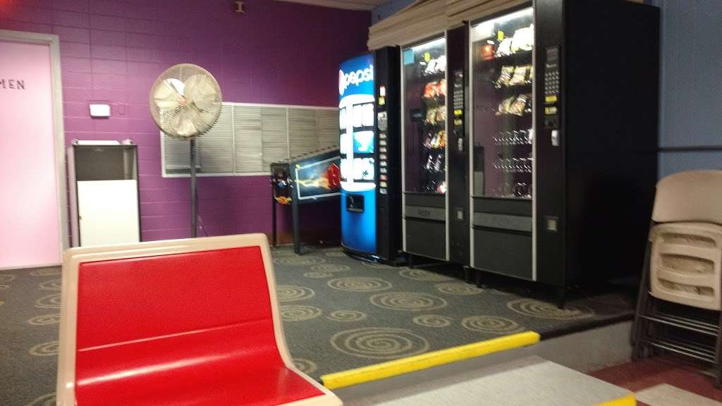 West Hunterdon Lanes | 1089 NJ-12, Frenchtown, NJ 08825, USA | Phone: (908) 996-2248