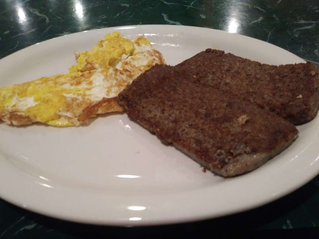 Nokesville Diner | 13063 Fitzwater Dr, Nokesville, VA 20181, USA | Phone: (703) 594-2111