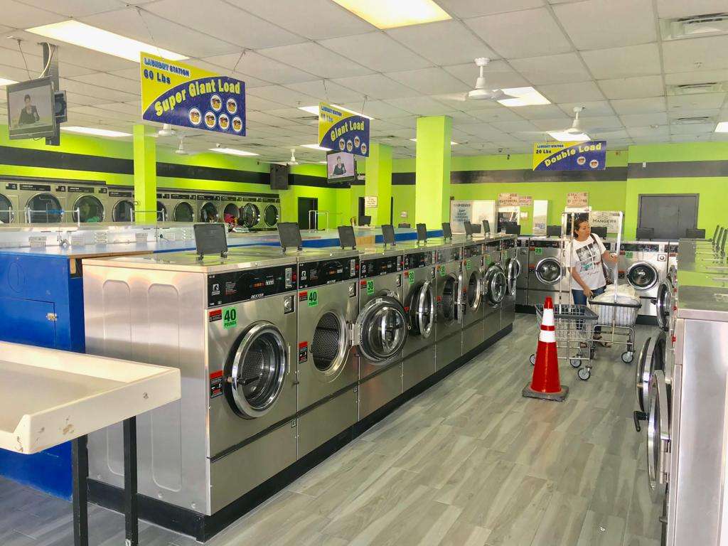 Laundry Station 247 | 19701 NW 37th Ave, Miami Gardens, FL 33056, USA | Phone: (305) 626-5931