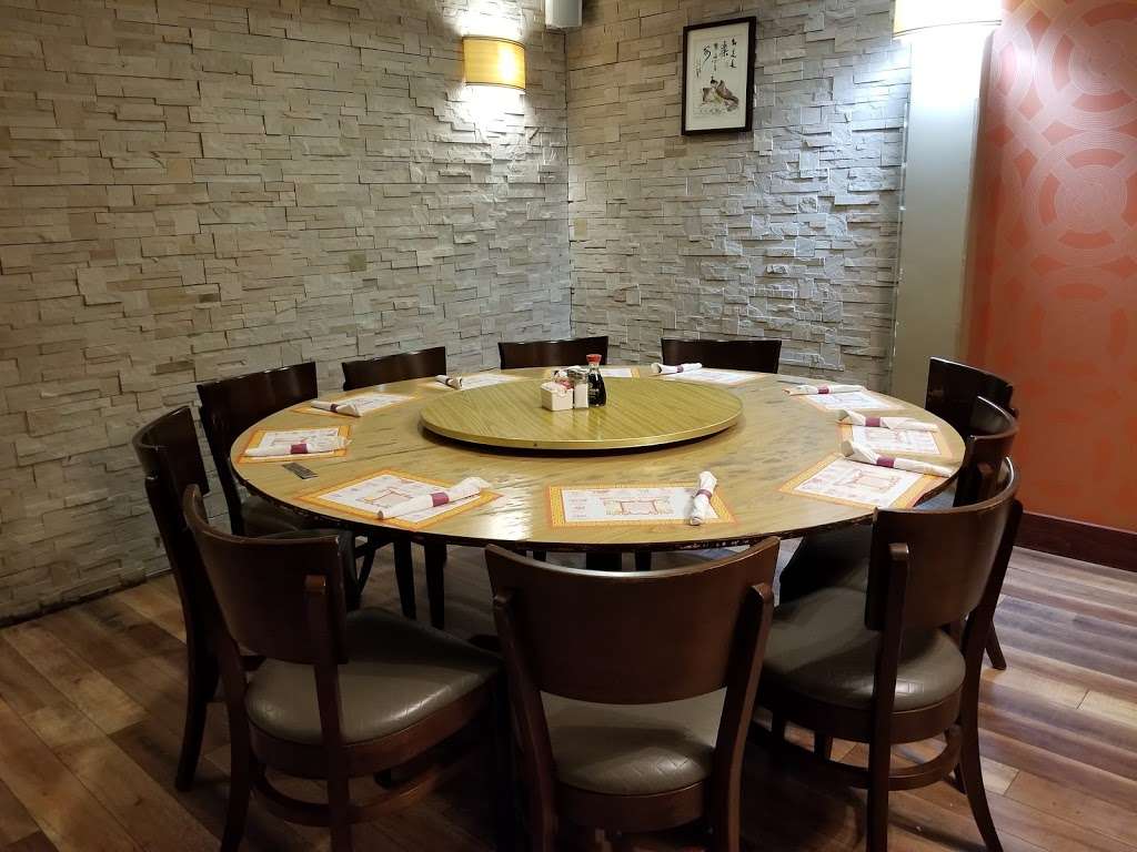 Hunan West | 8938 Burke Lake Rd, Springfield, VA 22151, USA | Phone: (703) 425-1703