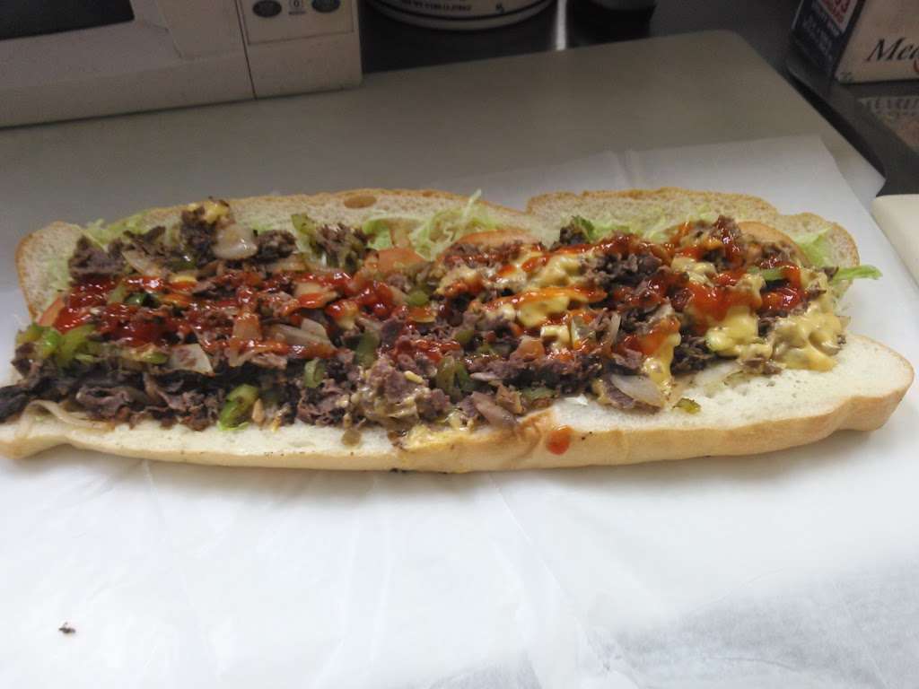 Park Deli | 80 Raritan Ave, Highland Park, NJ 08904, USA | Phone: (732) 545-6585